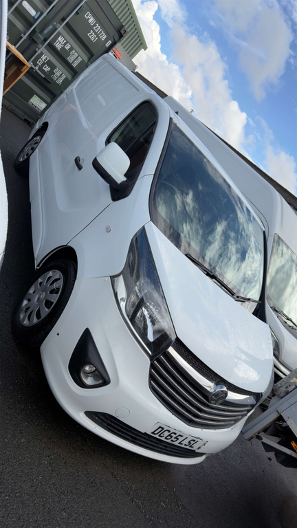 Vauxhall Vivaro 2700 Sportive Cdti Swb No Vat 