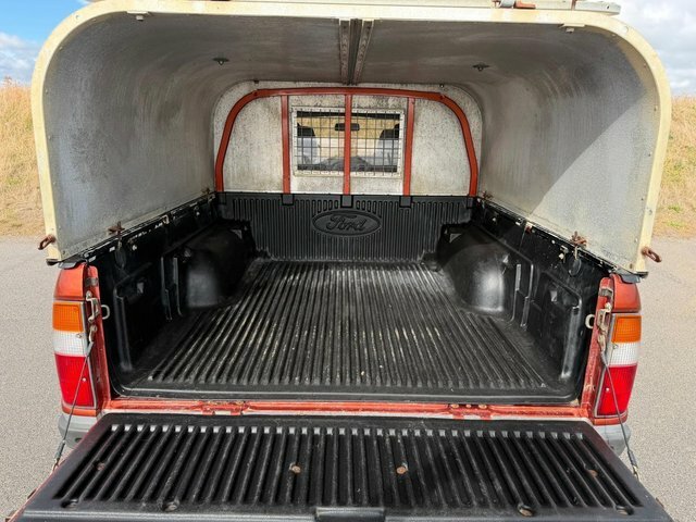 Ford Ranger Xlt Silver #39