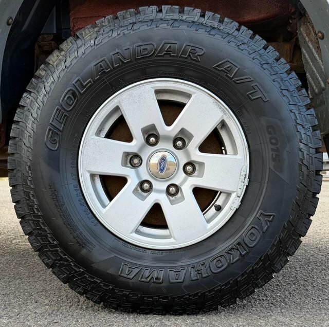 Ford Ranger Xlt Silver #48