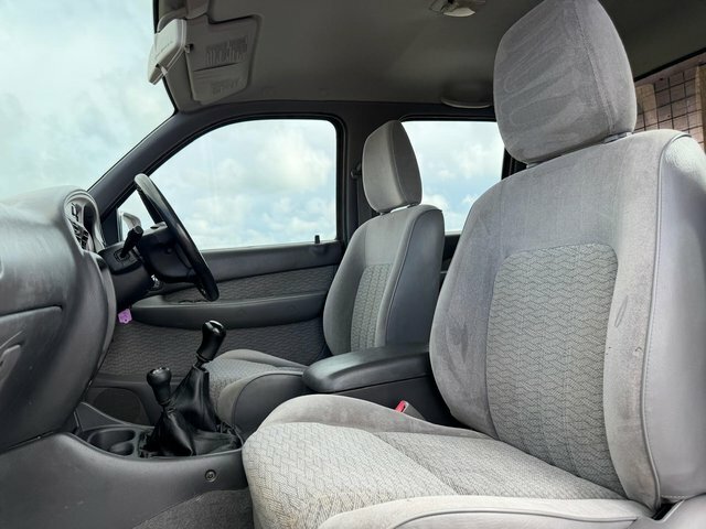 Ford Ranger Xlt Silver #26