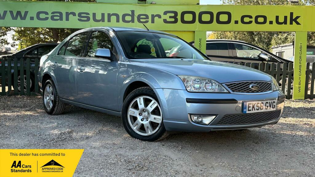 Ford Mondeo Hatchback Silver #1