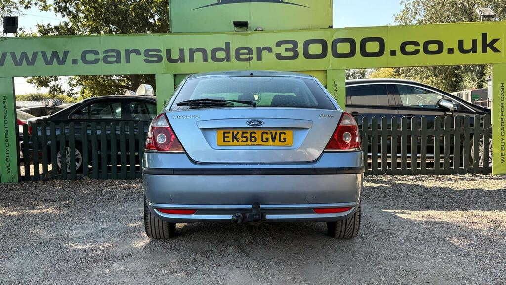 Ford Mondeo Hatchback Silver #5