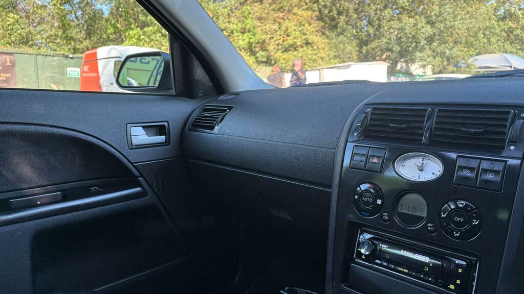 Ford Mondeo Hatchback Grey #29