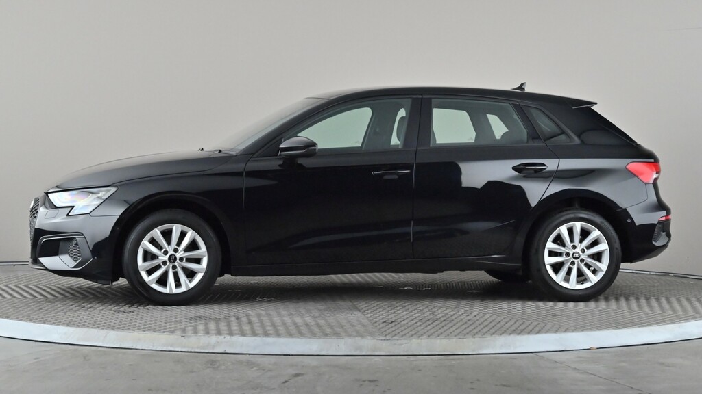 Audi A3 35 Tfsi Technik S Tronic RK22LNM Black #3