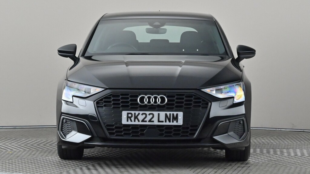 Audi A3 35 Tfsi Technik S Tronic RK22LNM Black #2