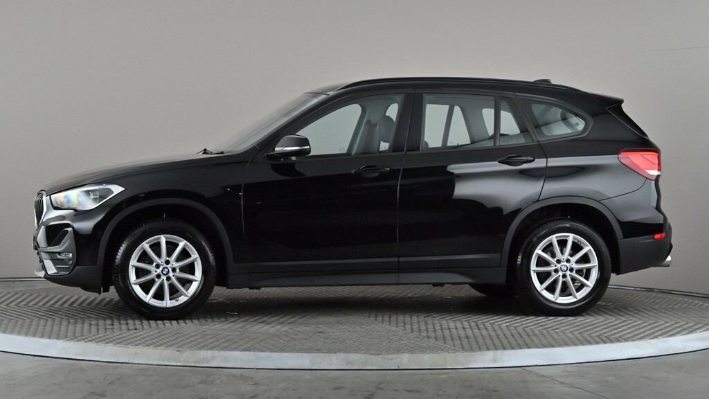 BMW X1 Sdrive 18D Se Step HK70HAU Black #3