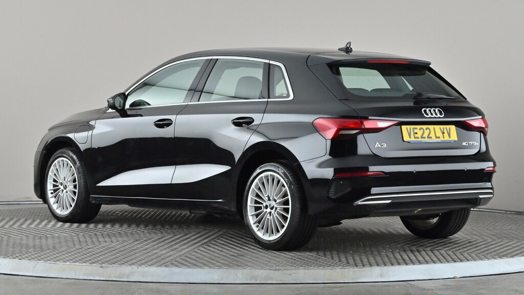 Audi A3 40 Tfsi E Sport S Tronic VE22LYV Black #4