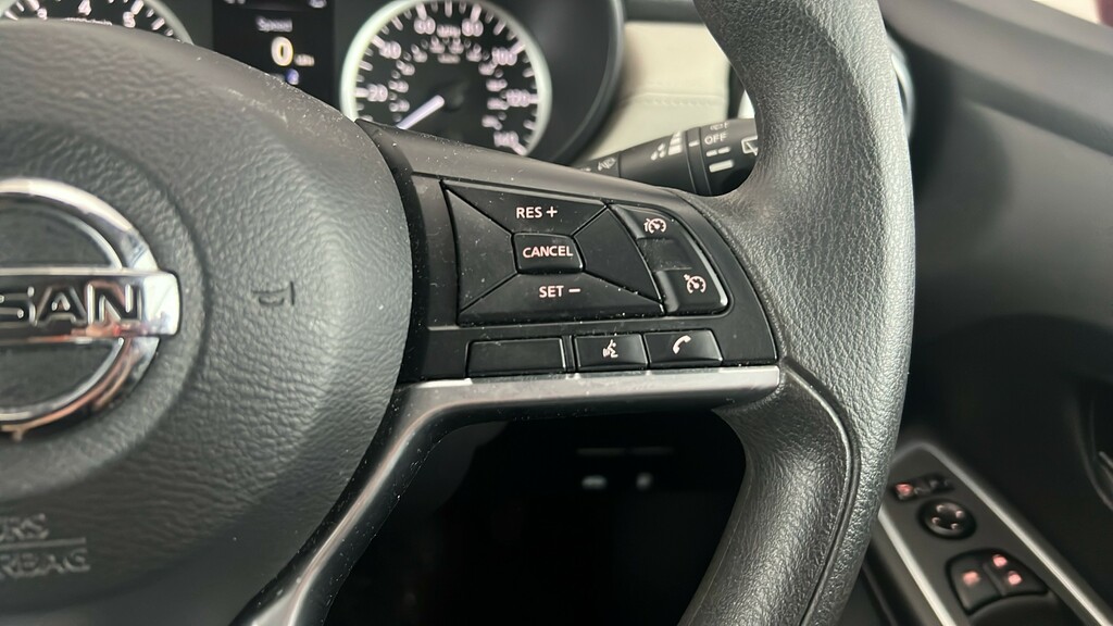 Nissan Micra Tekna Xtronic Ig-t92 Black #22