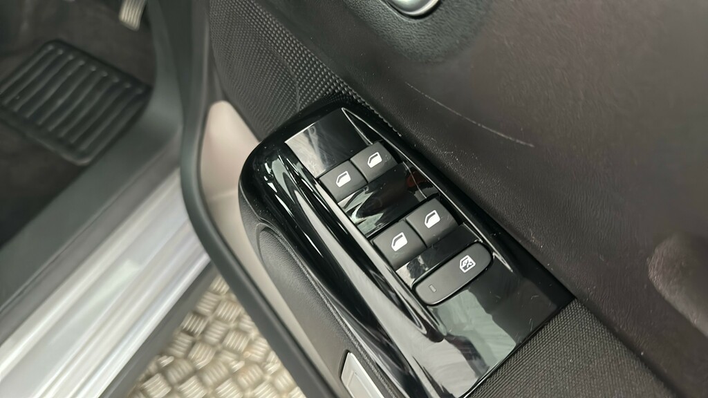 Citroen C3 1.2 Puretech Plus White #30