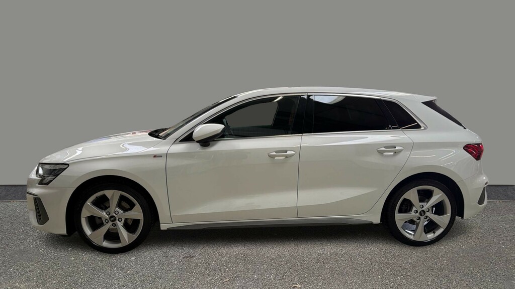 Audi A3 35 Tfsi S Line HG22XSA White #3