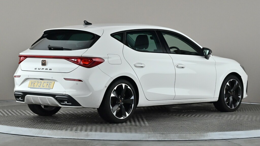 Cupra Leon 1.5 Etsi V1 Dsg White #6