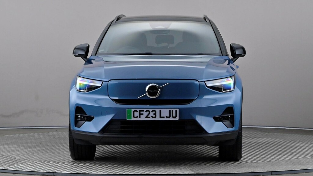 Volvo XC40 170Kw Recharge Plus 69Kwh CF23LJU Blue #2