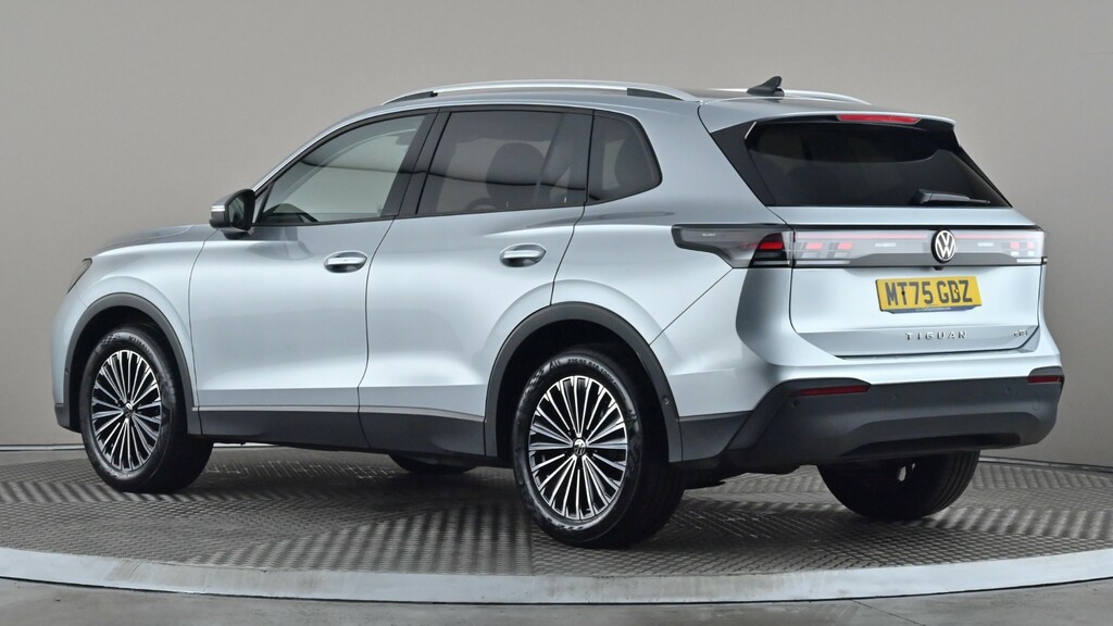 Volkswagen Tiguan 1.5 Etsi 150 Match Dsg MT75GDZ Silver #4