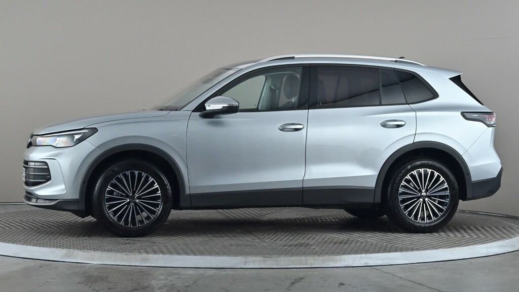 Volkswagen Tiguan 1.5 Etsi 150 Match Dsg MT75GDZ Silver #3