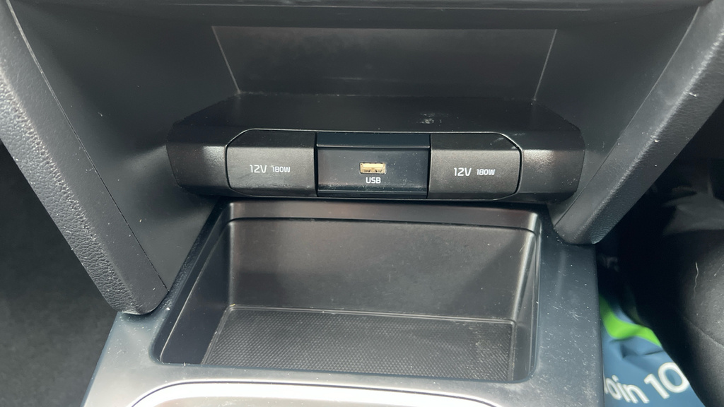 Kia Xceed 3 Grey #17