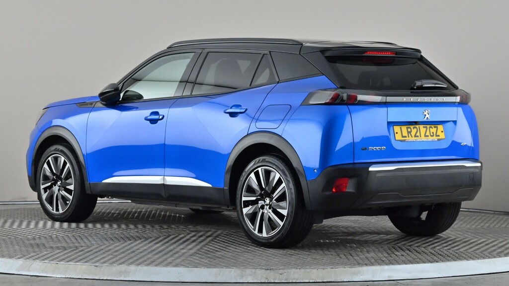 Peugeot e-2008 100Kw Gt Premium 50Kwh Blue #4