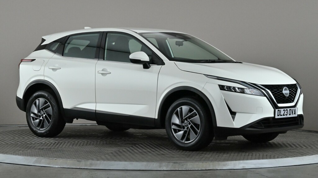 Nissan Qashqai 1.3 Dig-t Mh 158 Acenta Premium White