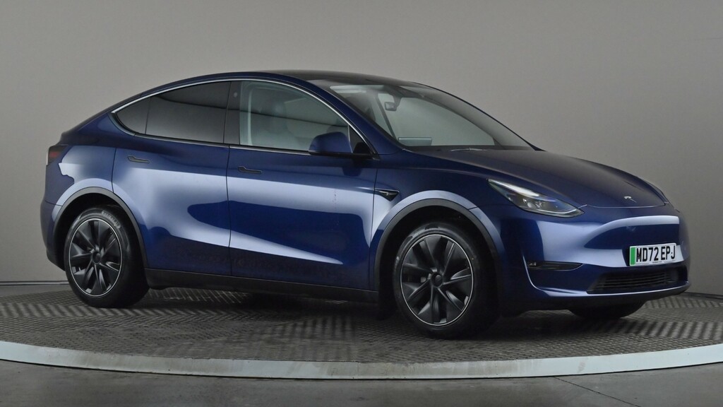 Tesla Model Y Long Range Awd Blue