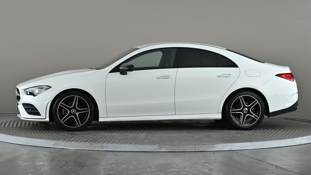 Mercedes-Benz CLA Class Cla 180 Amg Line Premium Tip White #3