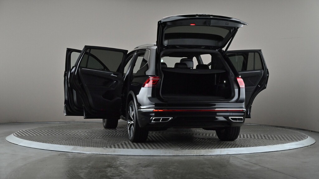 Volkswagen Tiguan Allspace Allspace 1.5 Tsi Life Dsg Euro 6 Ss Black #11