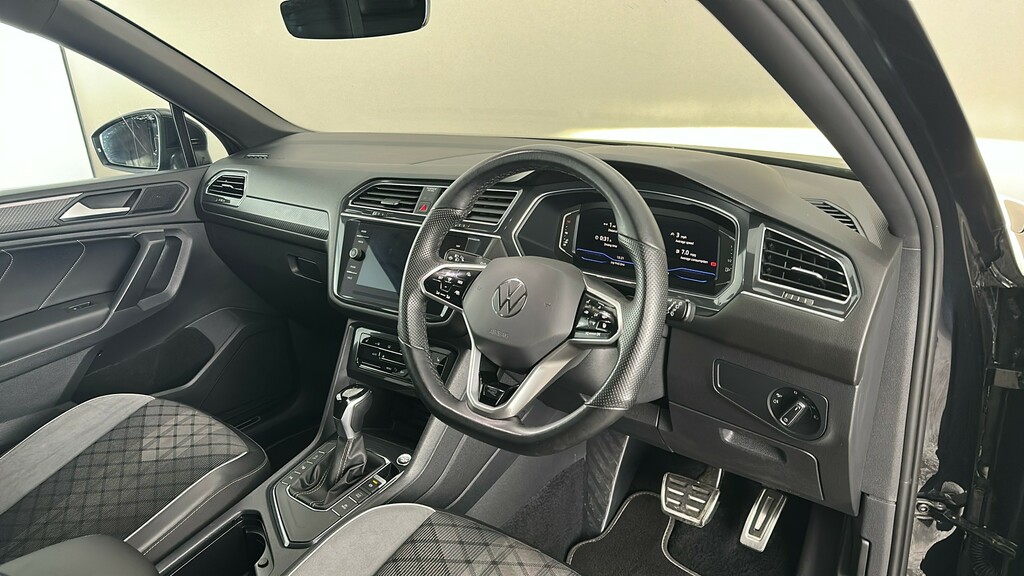 Volkswagen Tiguan Allspace Allspace 1.5 Tsi Life Dsg Euro 6 Ss Black #30