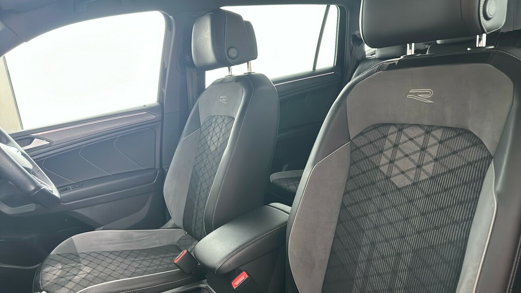 Volkswagen Tiguan Allspace Allspace 1.5 Tsi Life Dsg Euro 6 Ss Black #17
