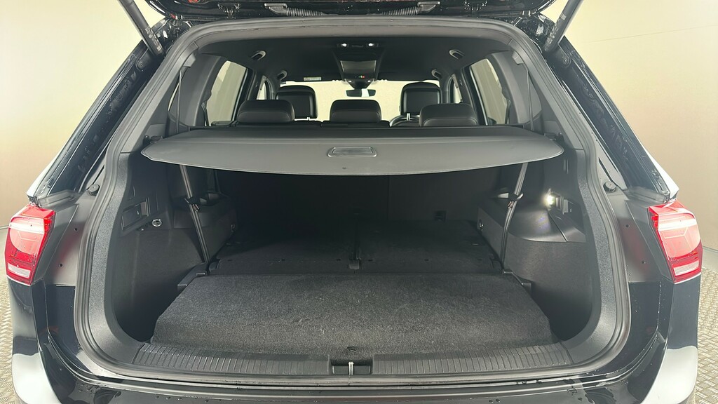 Volkswagen Tiguan Allspace Allspace 1.5 Tsi Life Dsg Euro 6 Ss Black #22