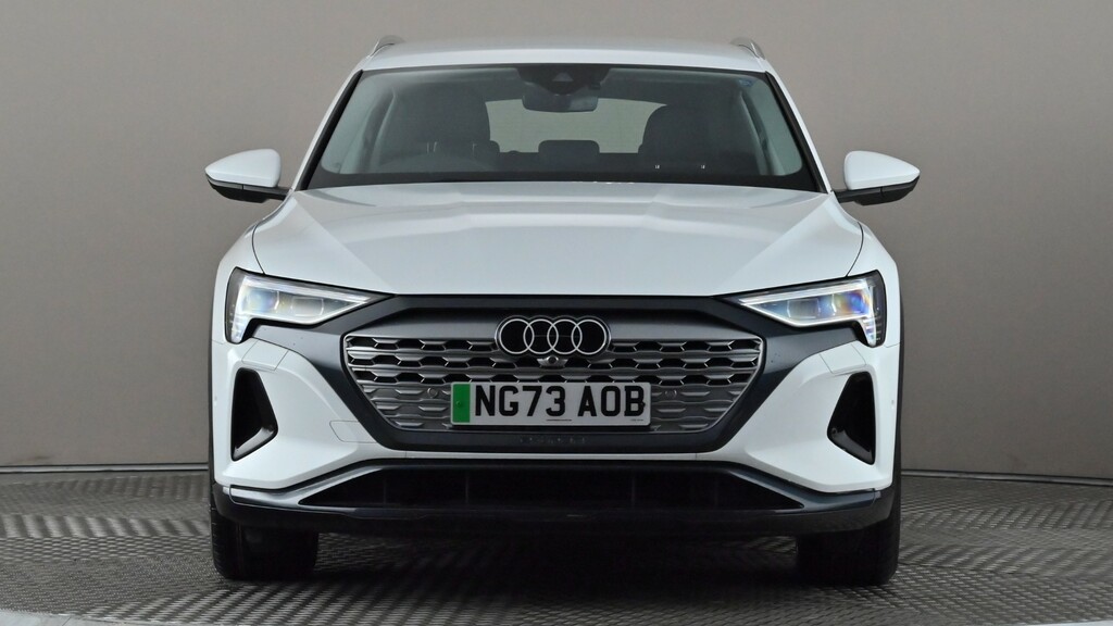 Audi Q8 e tron 300Kw 55 Quattro 114Kwh Sport White #2