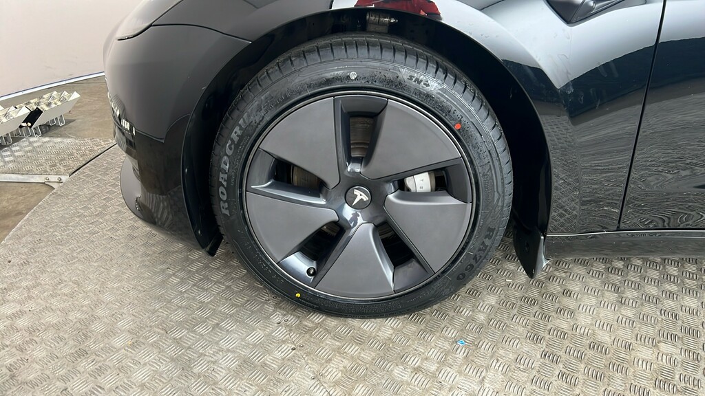 Tesla Model 3 Long Range White #18