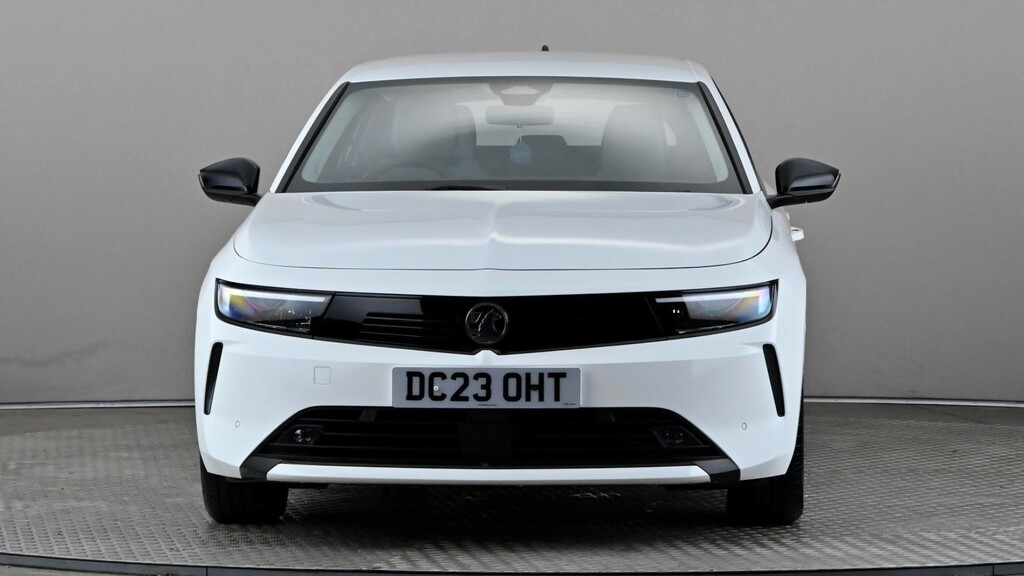 Vauxhall Astra 1.2 Turbo 130 Design White #2