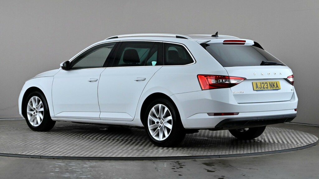 Skoda Superb 1.4 Tsi Iv Se Technology Dsg White #4