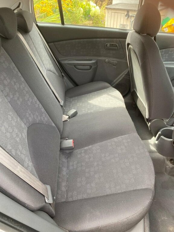 Kia RIO Hatchback Black #7