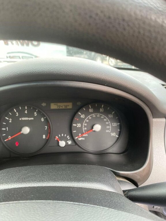 Kia RIO Hatchback Black #8