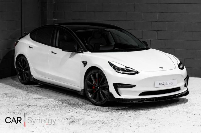 Tesla Model 3 Motor Performance Saloon White