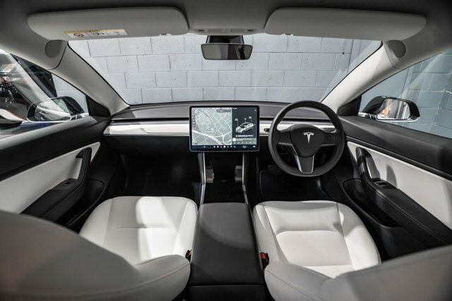 Tesla Model 3 Motor Long Range Saloon LD70BPE Black #2