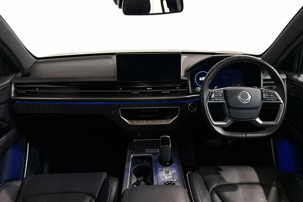 SsangYong Rexton Hatchback Grey #10