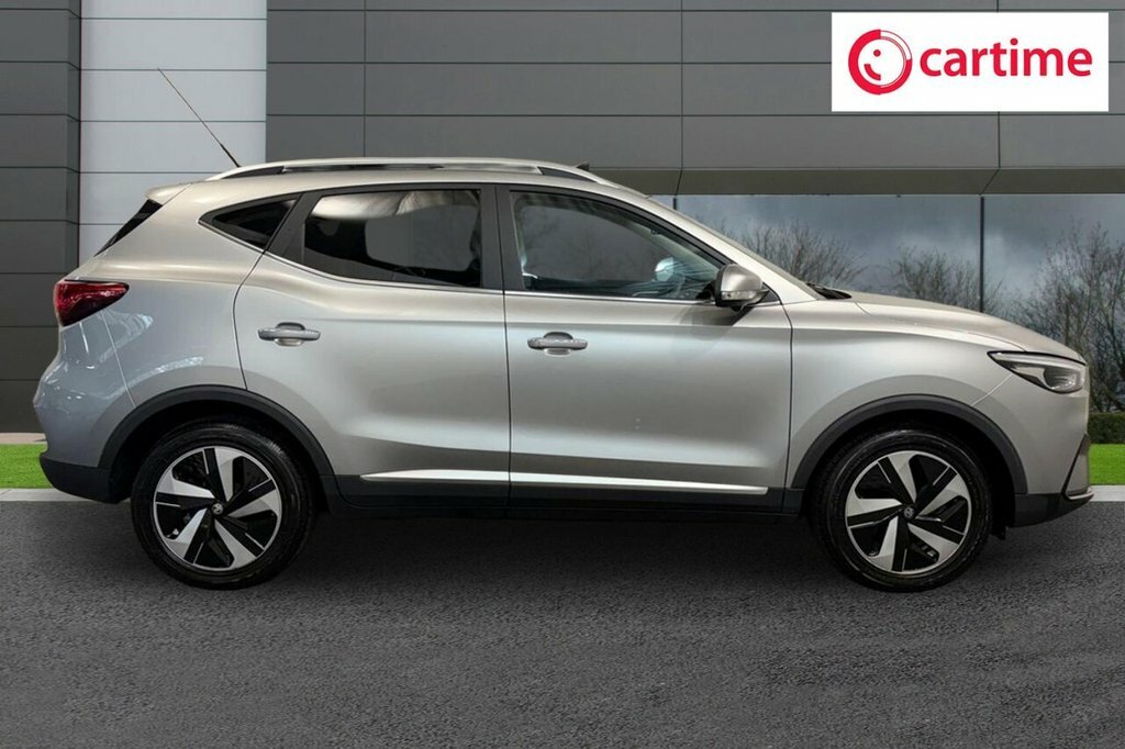 MG ZS Suv NL73FOV Silver #2
