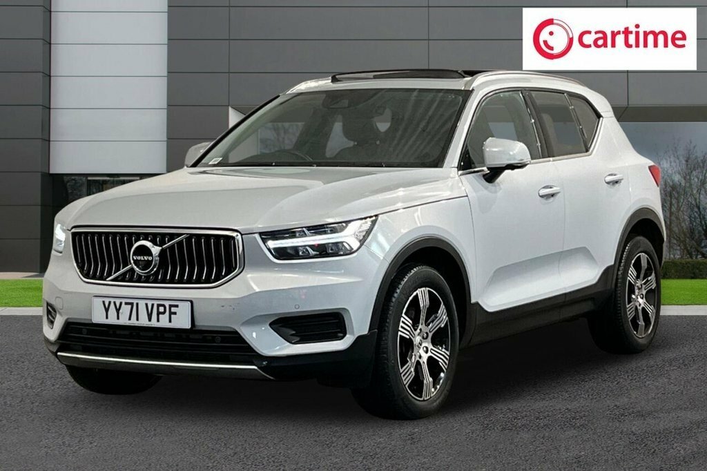 Volvo XC40 2L Inscription YY71VPF Silver #2