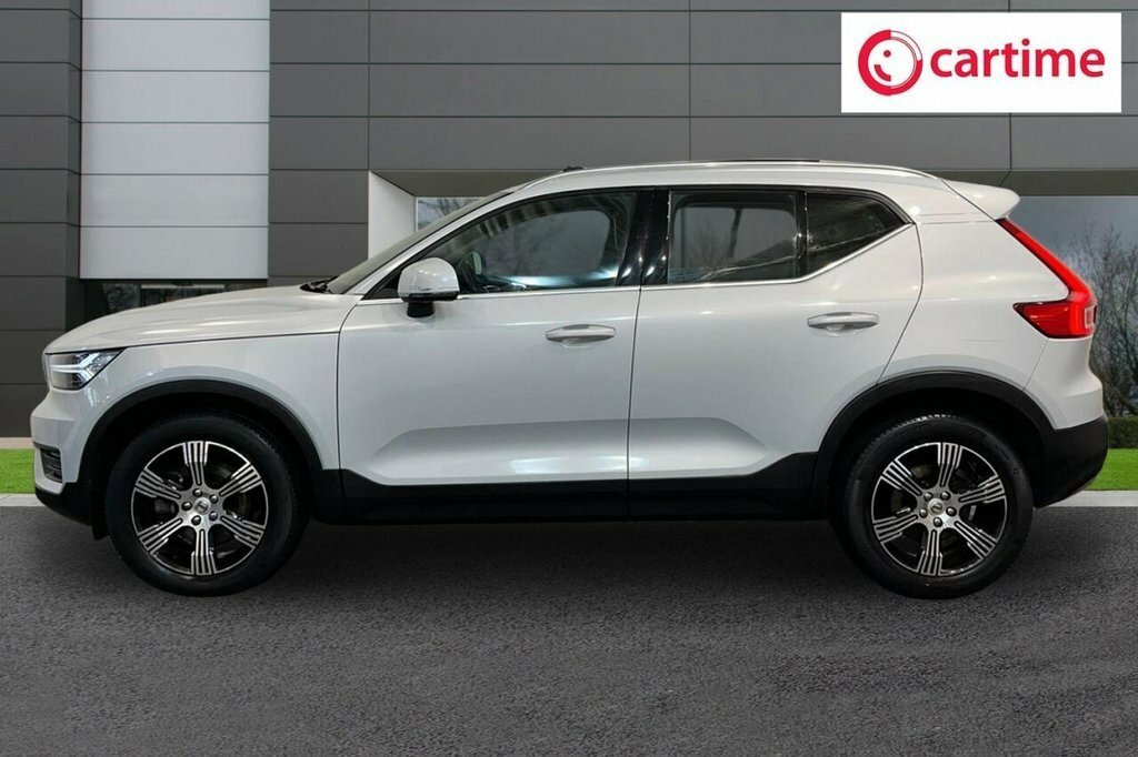 Volvo XC40 2L Inscription YY71VPF Silver #4