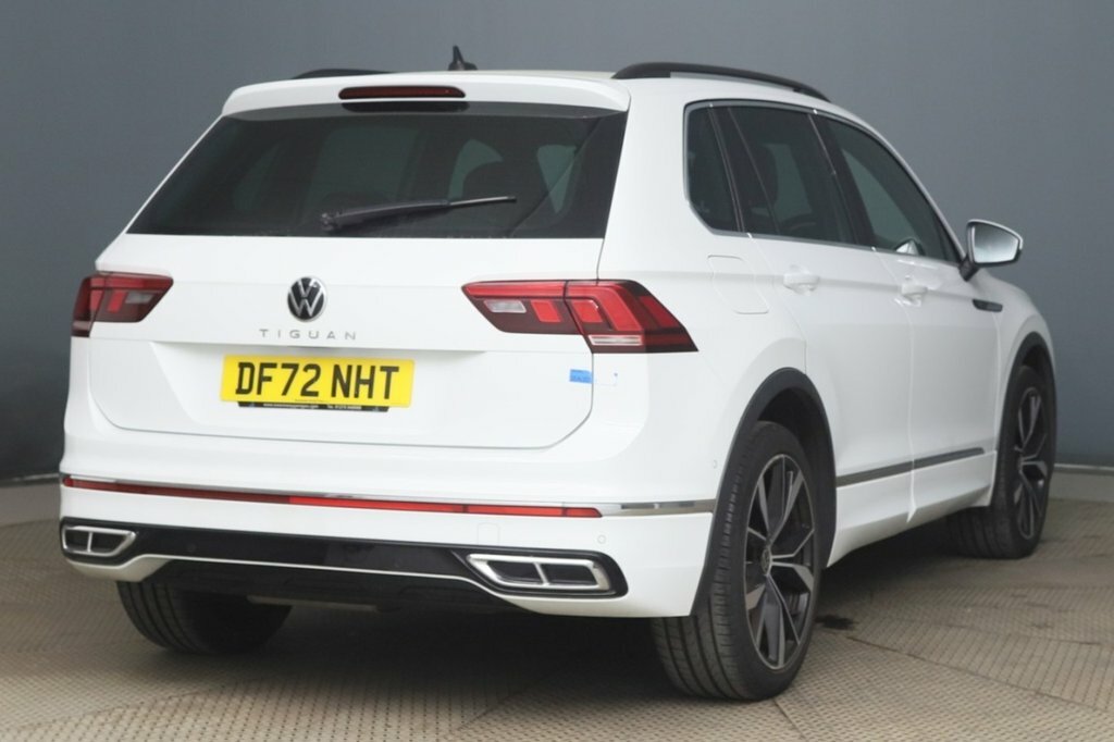 Volkswagen Tiguan 2L R-line White #4