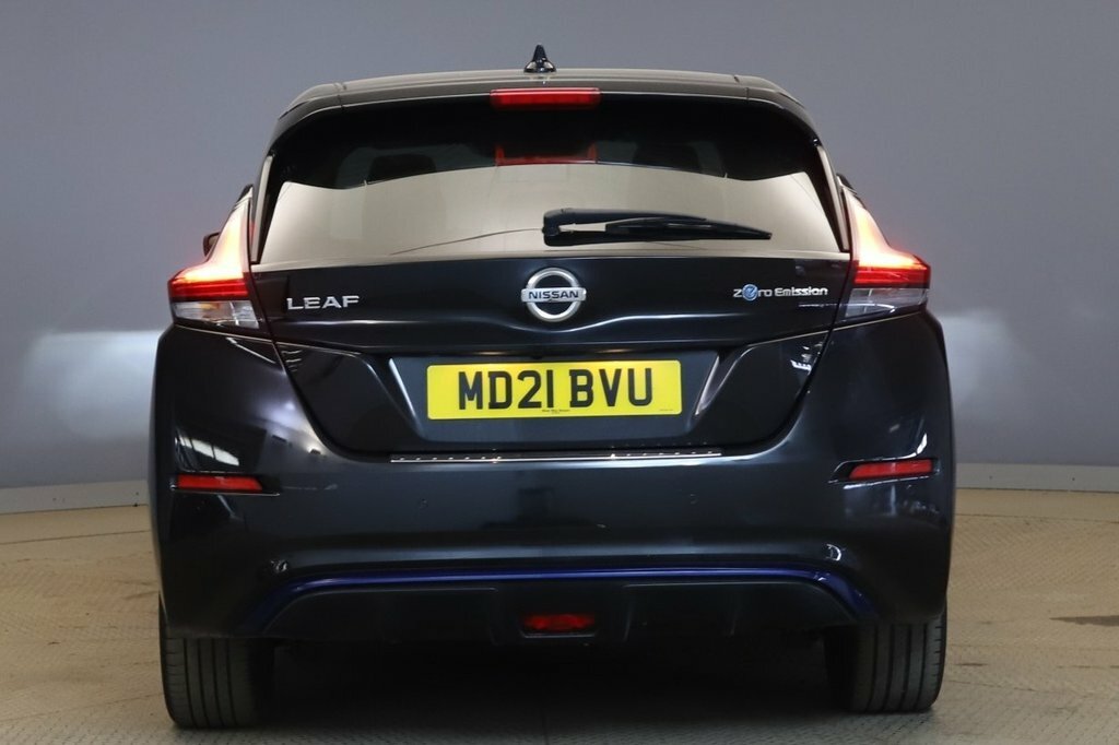 Nissan Leaf Hatchback MD21BVU Black #4