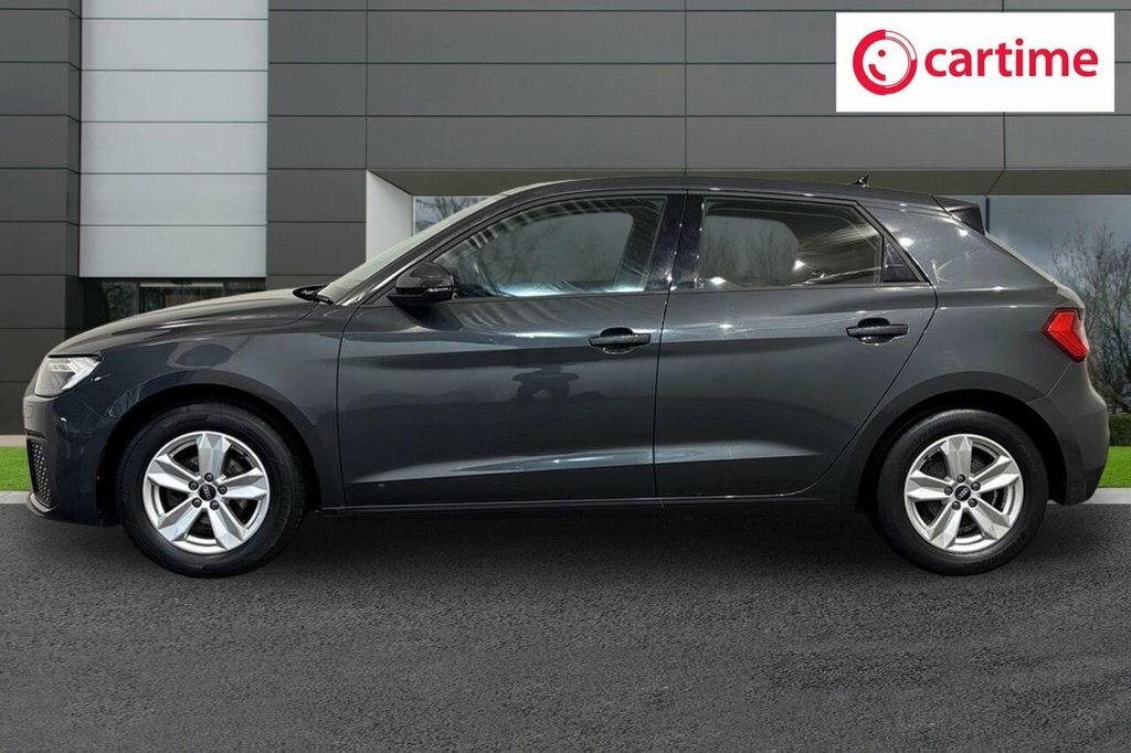Audi A1 1L Technik HG70EYT Grey #3