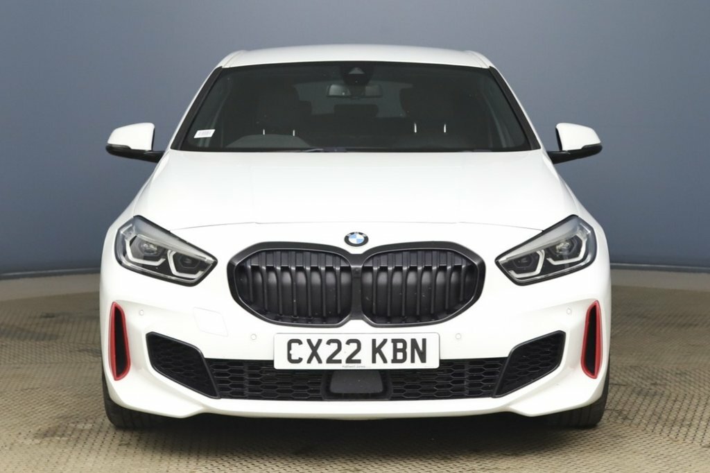 BMW 1 Series Hatchback CX22KBN White #3