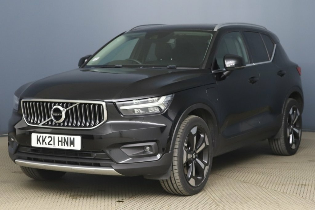 Volvo XC40 1.5L Inscription Pro Black #2