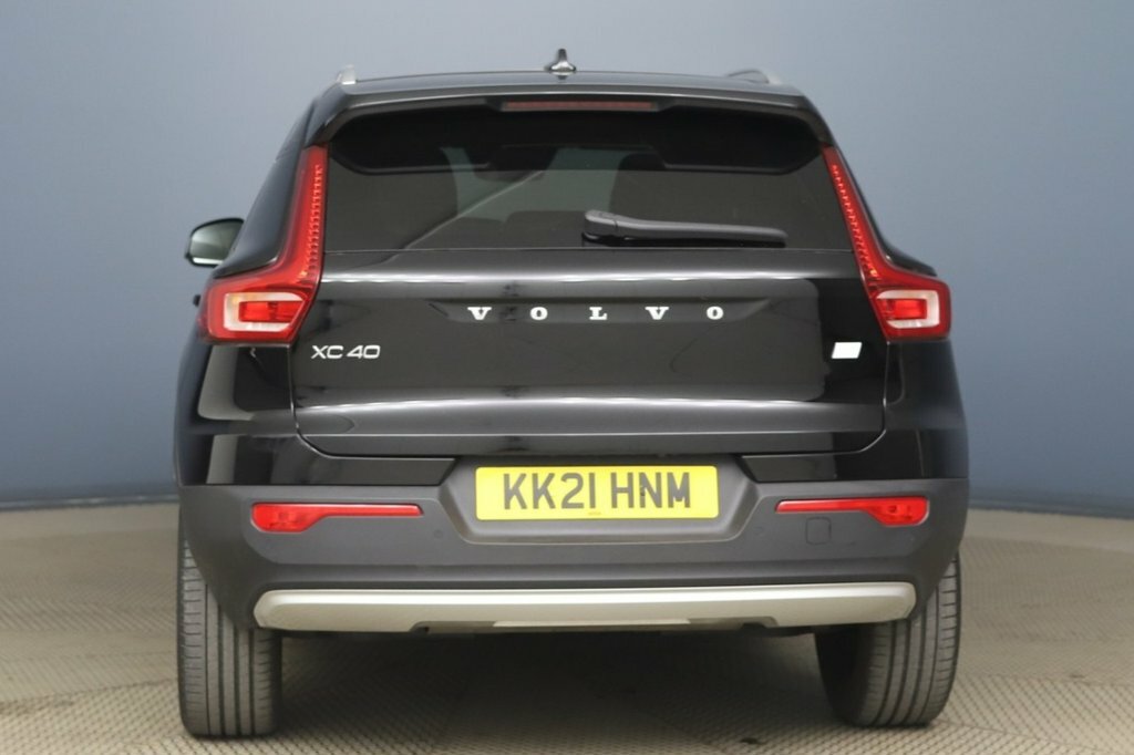 Volvo XC40 1.5L Inscription Pro Black #6