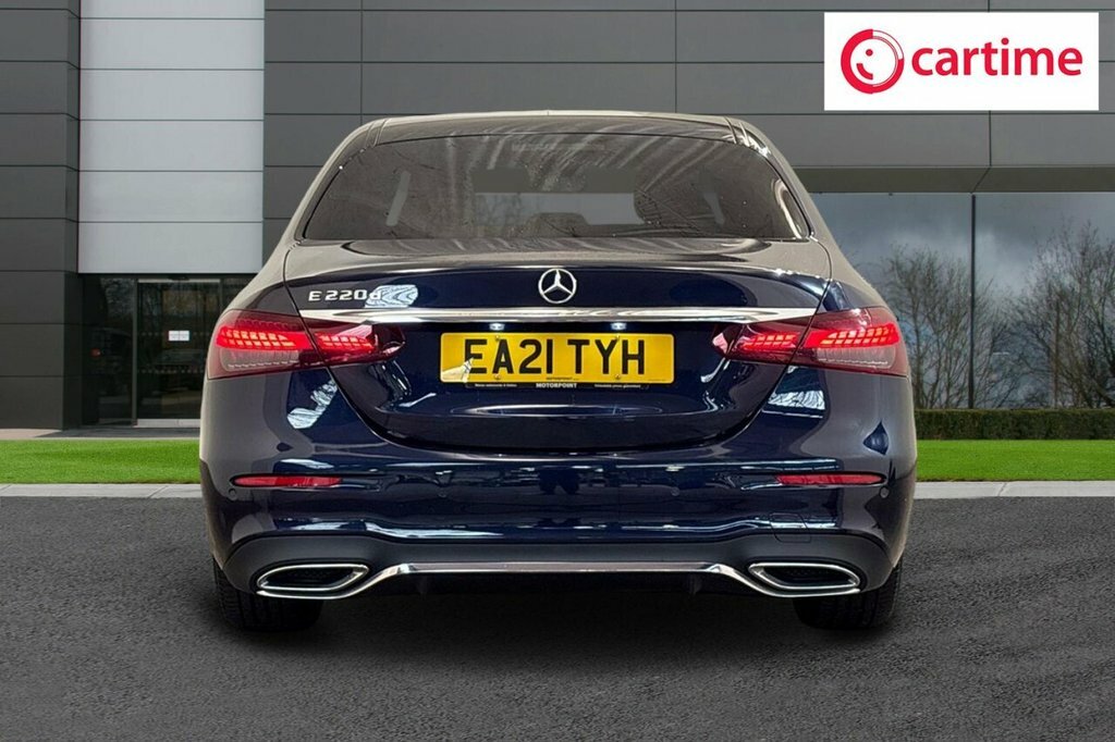 Mercedes-Benz E Class 2L Amg Line Blue #5