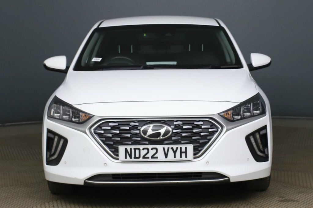 Hyundai Ioniq 1L Premium Se White #3