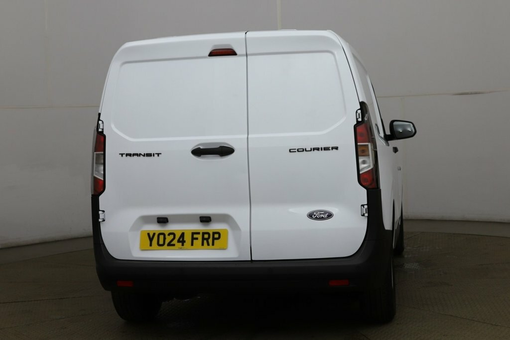 Ford Transit Courier 1L Leader White #6