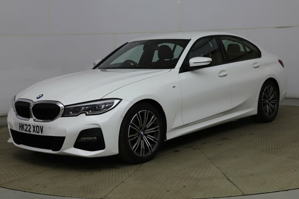 BMW 3 Series 2L M Sport HK22XOV White #2