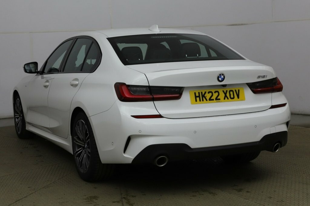 BMW 3 Series 2L M Sport HK22XOV White #5